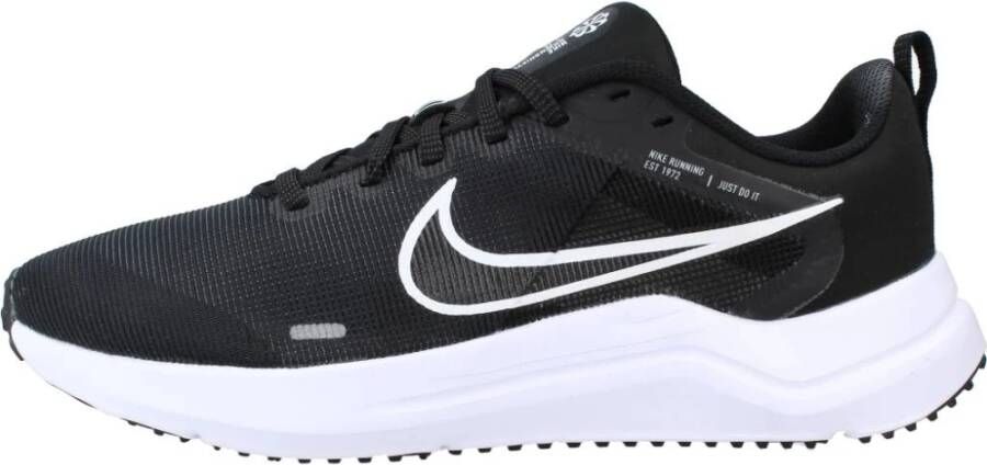 Nike Stijlvolle damessneakers voor modebewuste vrouwen Pink Dames