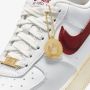 Nike Wmns Air Force 1 '07 Se Basketball Schoenen photon dust team red summit white muslin maat: 42 beschikbare maaten:37.5 42 - Thumbnail 4