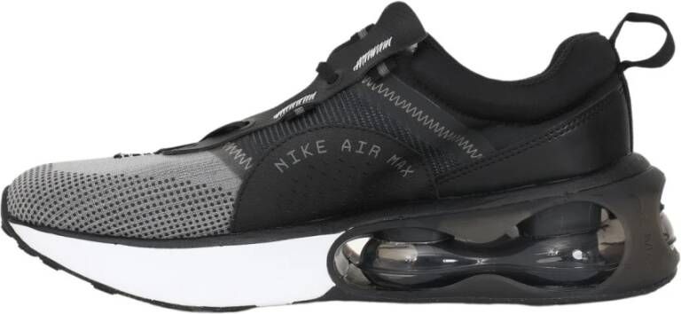 Nike "Gerecyclede Mesh Sneakers" Grijs Dames