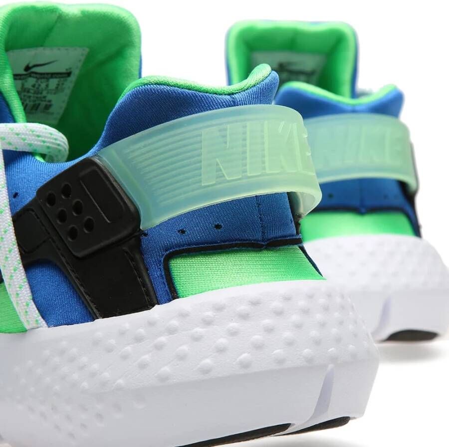 Nike Crème Groene Sneakers Huarache Groen Dames