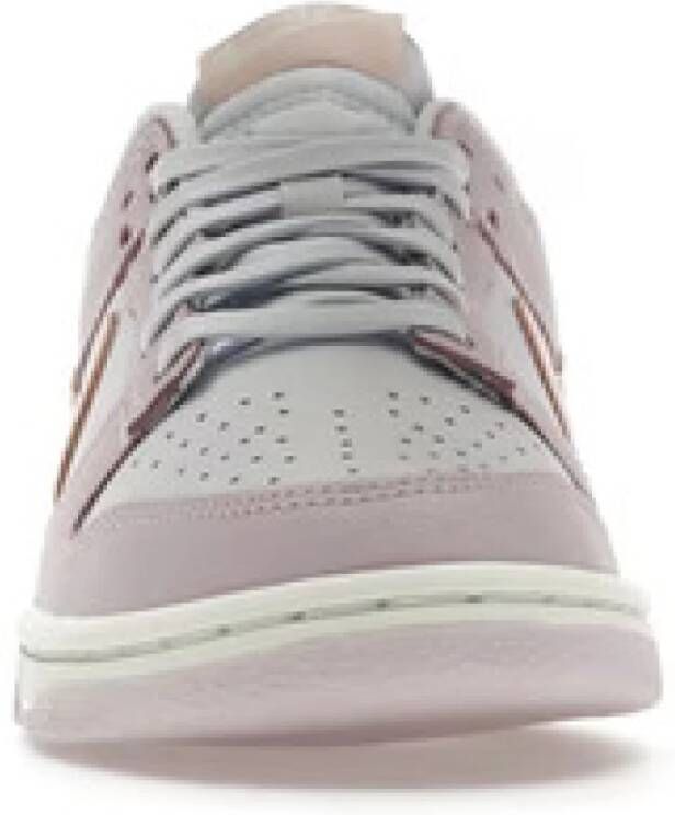 Nike Paas Dunk Low 2022 (W) Roze Dames