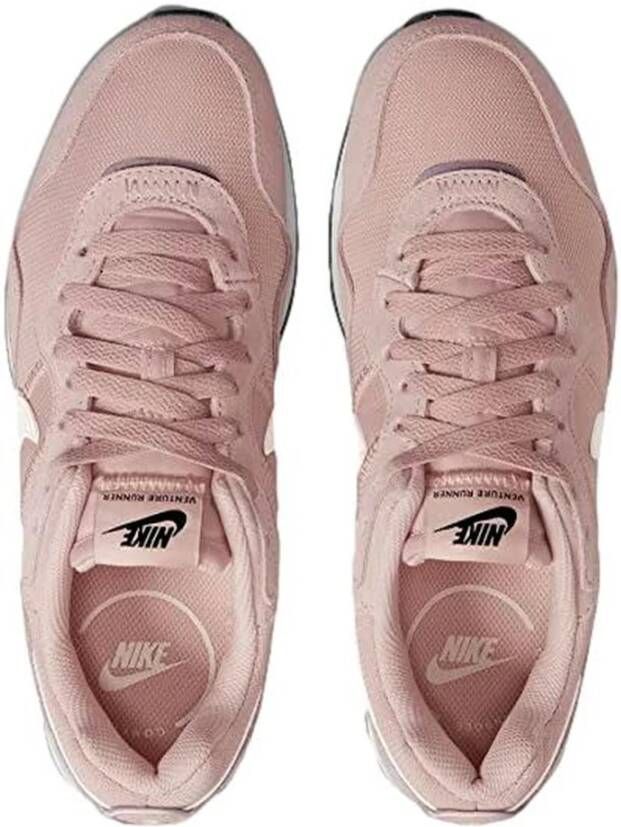 Nike "Elegante Sneakers voor Vrouwen" Roze Dames