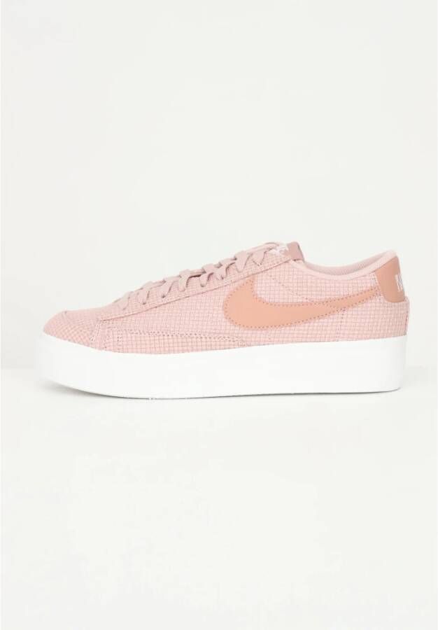 Nike blazer low platform ess in de kleur roze - Foto 14
