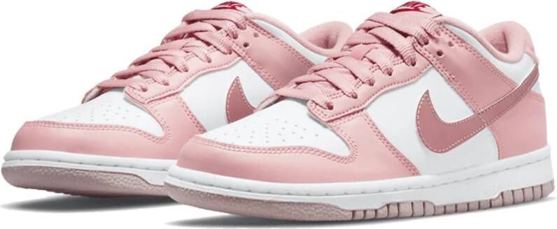Nike Stijlvolle leren sneakers voor vrouwen Roze Dames