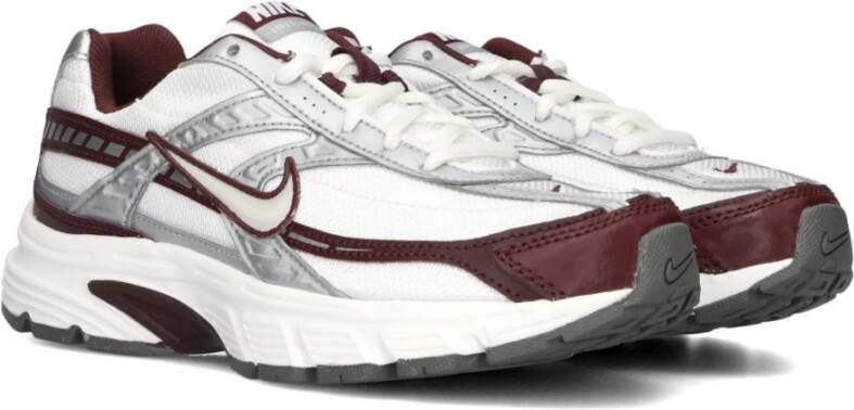 Nike Stijlvolle lage sneakers voor dames