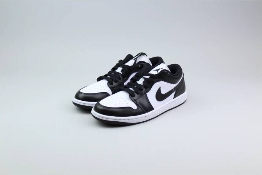 Jordan Wmns Air 1 Low Basketball Schoenen white black white maat: 42.5 beschikbare maaten:36.5 37.5 36 38.5 39 40.5 41 42.5 44 - Foto 4