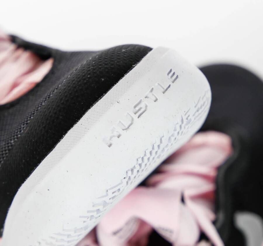Nike Team Hustle D Sneakers