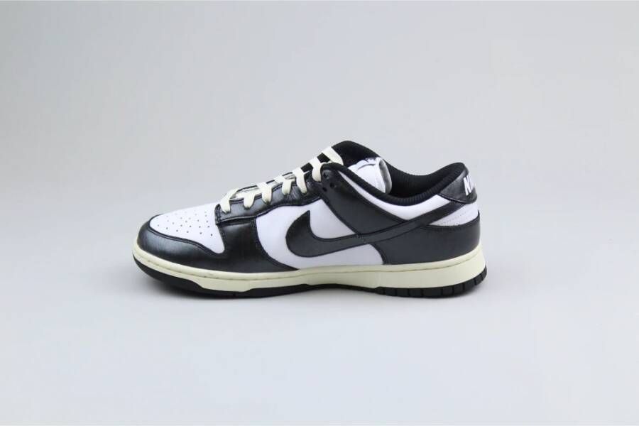 Nike Vintage Panda Dunk Low Premium Sneakers Black Heren