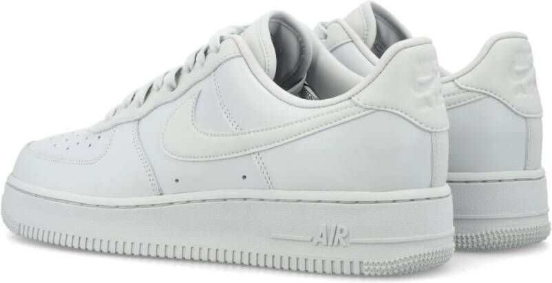 Nike Witte Leren Sneakers met Teenperforaties White Heren