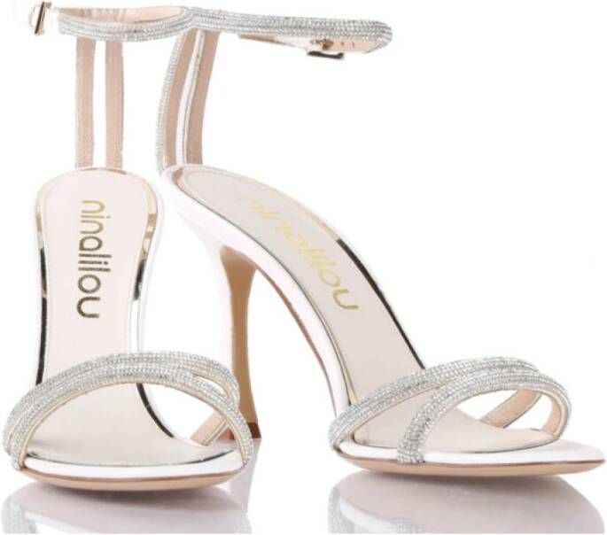 Ninalilou Versierde enkelband sandalen in polyester White Dames