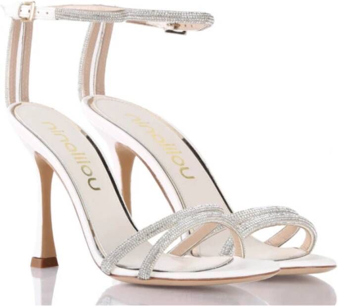 Ninalilou Versierde enkelband sandalen in polyester White Dames