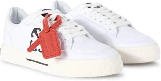 Off White Lage Gevulkaniseerde Canvas Sneakers