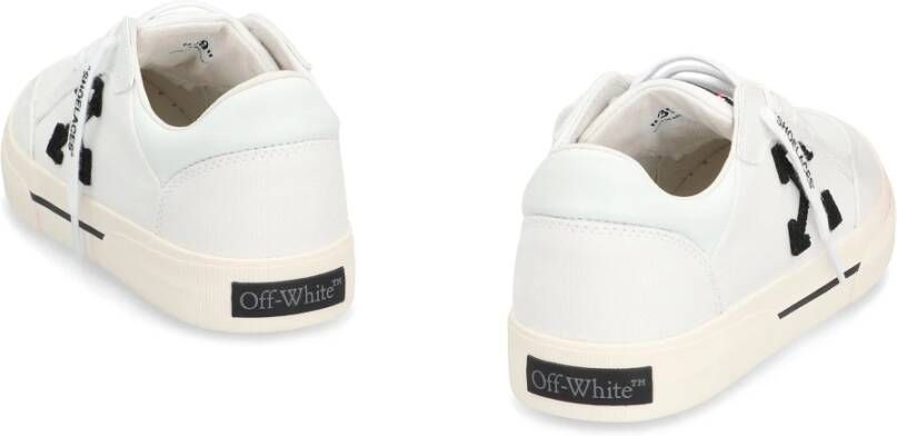 Off White Lage Vulcanized Sneakers met Leren Inzetstukken
