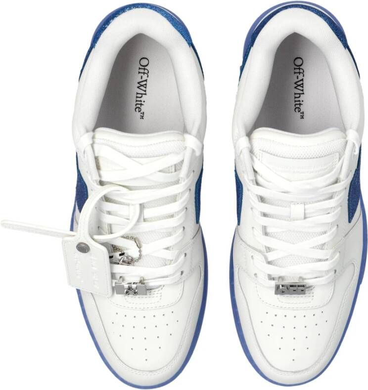 Off White Sneakers Uit Kantoor