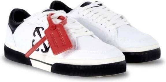 Off White Witte Canvas Sneakers met Pijlenmotief