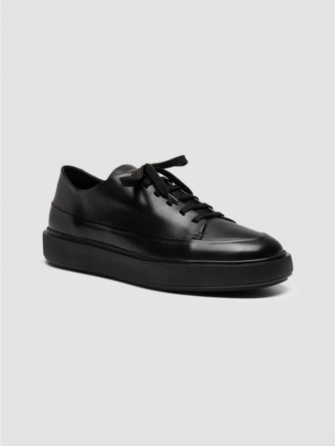 Officine Creative Elegante zwarte Nappa Sneaker Release 001