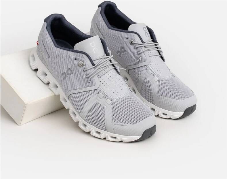 ON Running Cloud 5 Wit en Grijs Sneakers Gray Heren