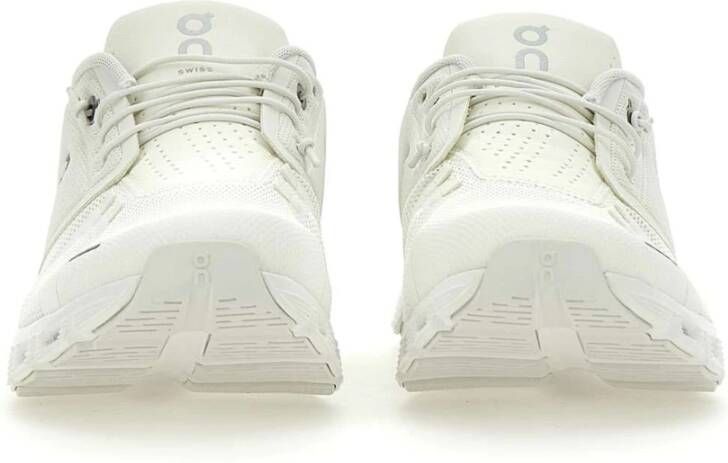 ON Running Cloud 5 Witte Sneakers Lichtgewicht Ademend White Heren