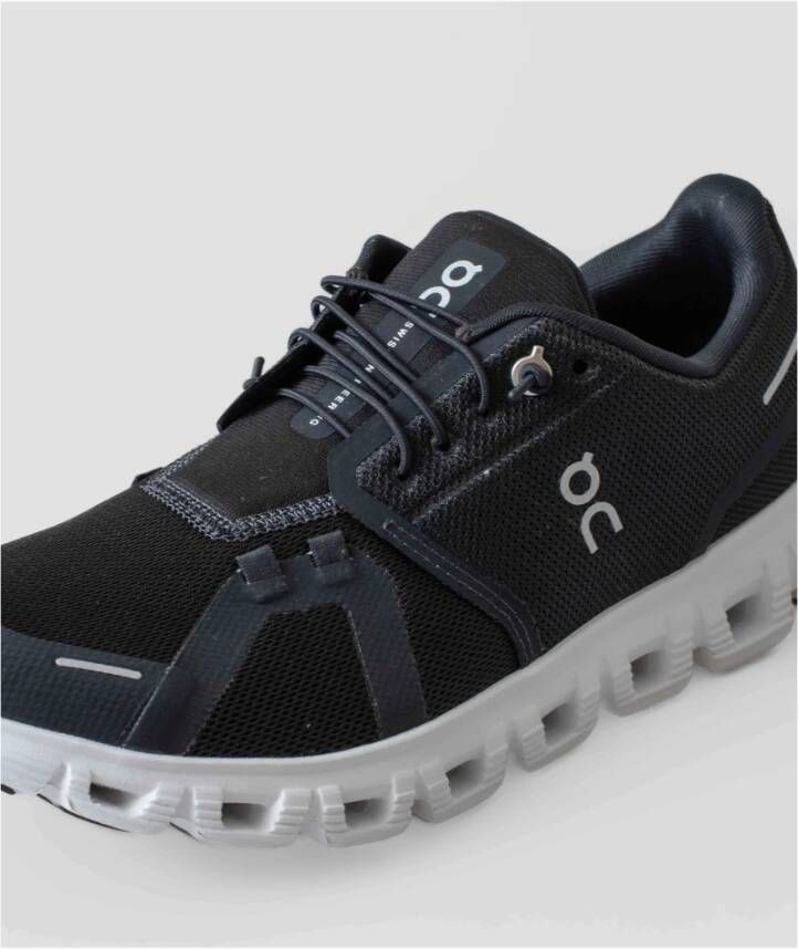 On Running Cloud 6 Zwart Witte Sneakers