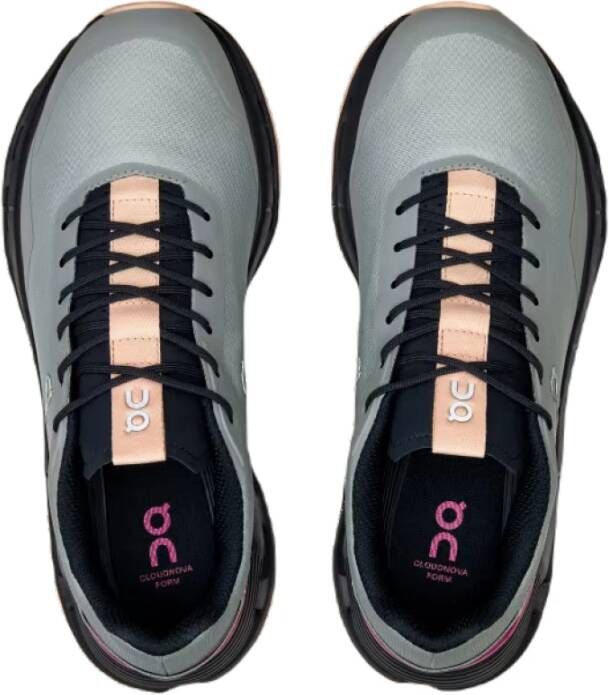 On Running Cloudnova Running Schoenen