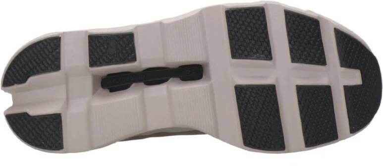 On Running Mesh Sneakers met CloudTec Demping