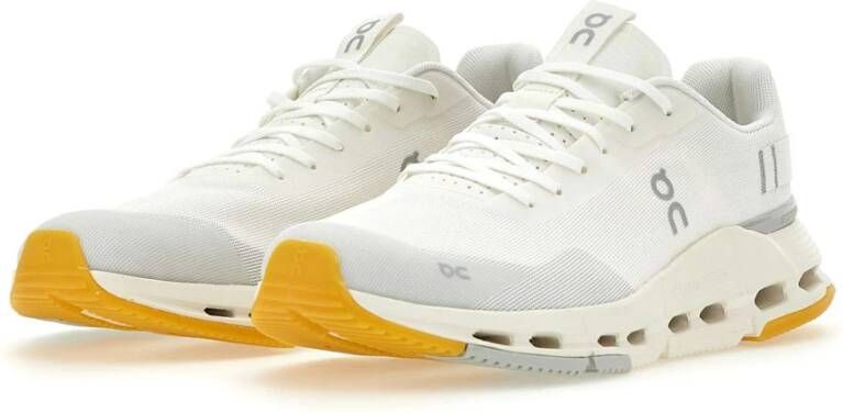 On Running Witte Cloudnova Form2 Sneakers