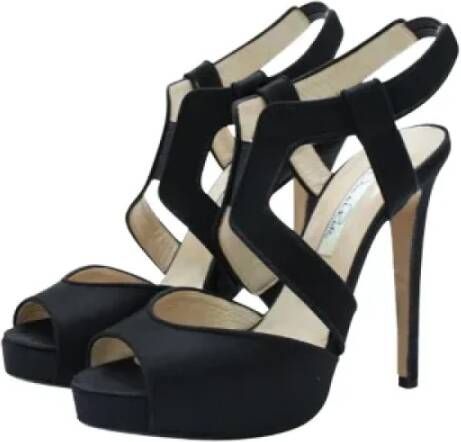 Oscar De La Renta Pre-owned Leather heels Black Dames