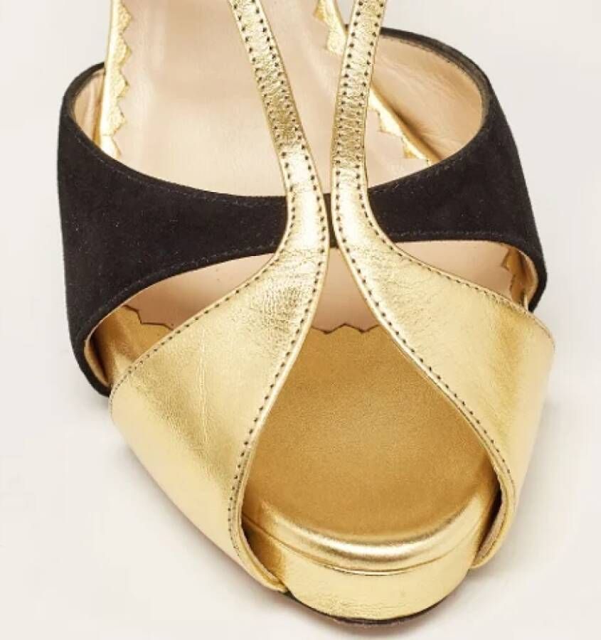 Oscar De La Renta Pre-owned Leather sandals Black Dames