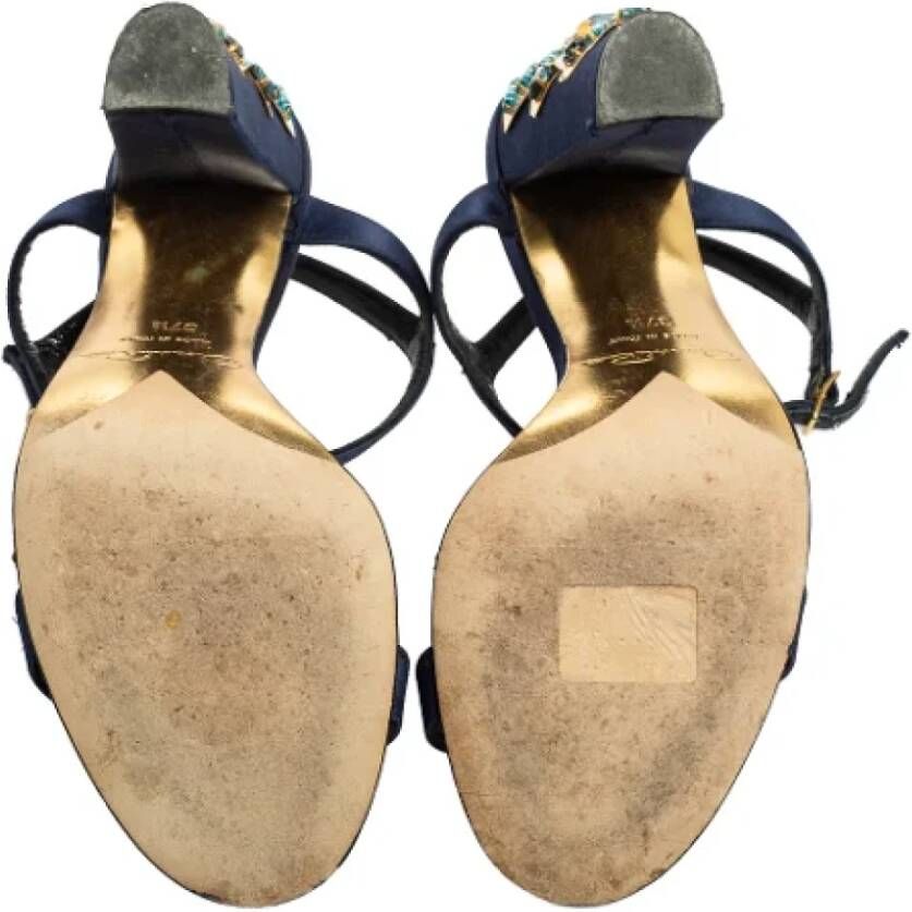 Oscar De La Renta Pre-owned Satin sandals Blue Dames