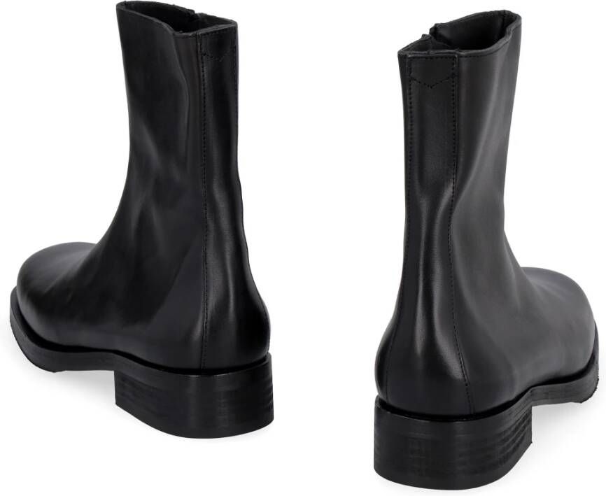 Our Legacy Leren enkellaarzen met Vibram zool Black Heren