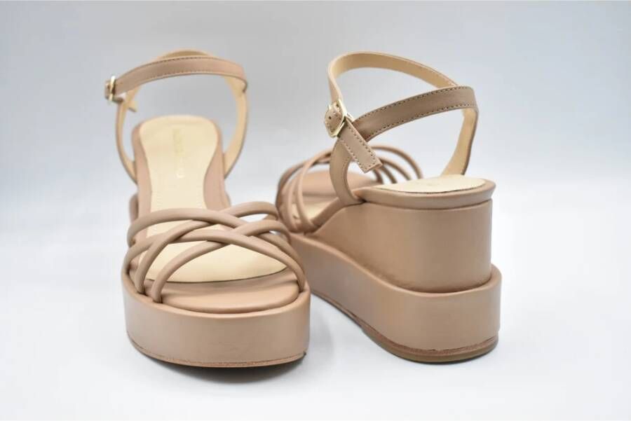 Paloma Barceló Bruine Sleehak Sandalen met Enkelband Brown Dames