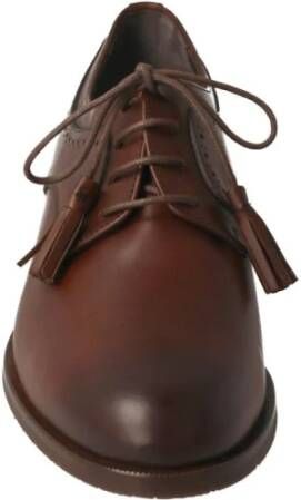 Pertini Bruine leren schoen met kwastjesveters