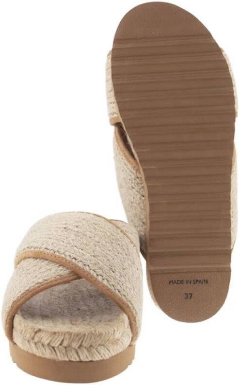 PESERICO Flat Sandals Beige Dames