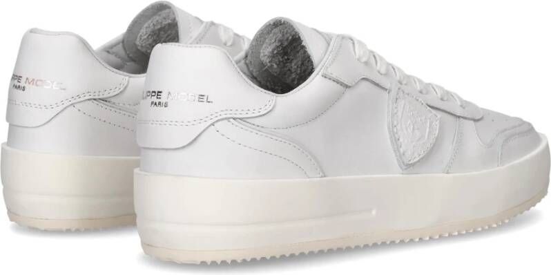 Philippe Model Geperforeerde leren sneakers met logodetail White Heren