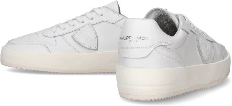 Philippe Model Geperforeerde leren sneakers met logodetail White Heren