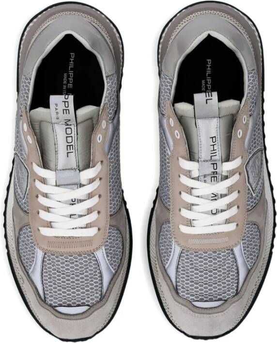 Philippe Model Grijze Mesh Sneaker met Geperforeerde Details