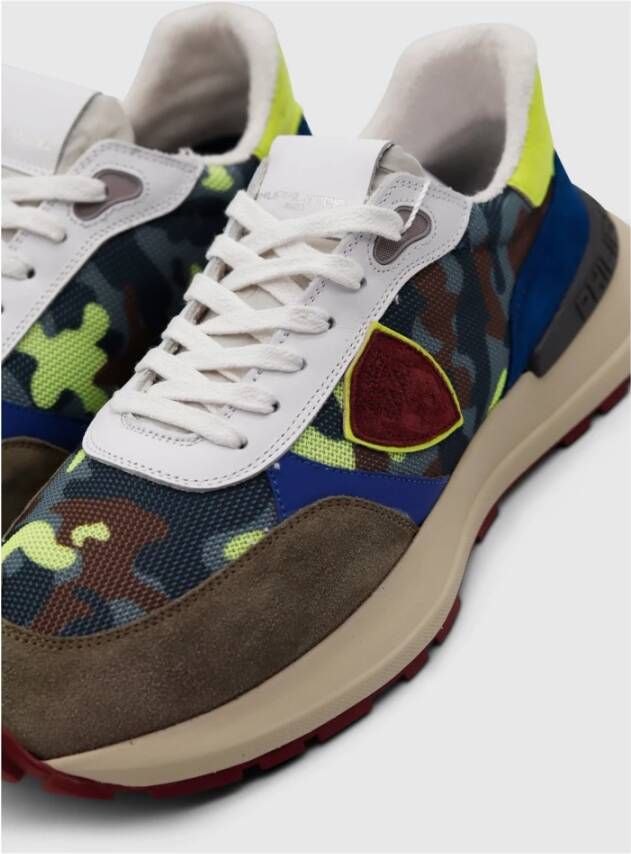 Philippe Model Camouflage Lage Heren Sneaker met Kleurrijk Design Bruin Heren