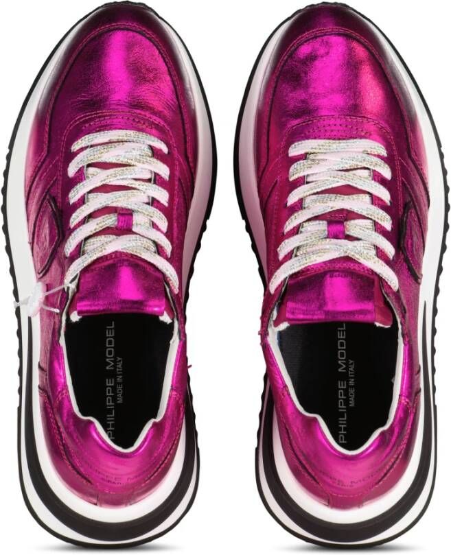 Philippe Model Metallic Sneakers met Logo Appliques Roze Dames