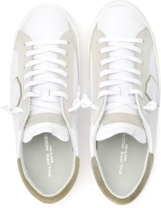 Philippe Model Witte Suède Sneakers met Olijfgroene Spoiler Wit Heren