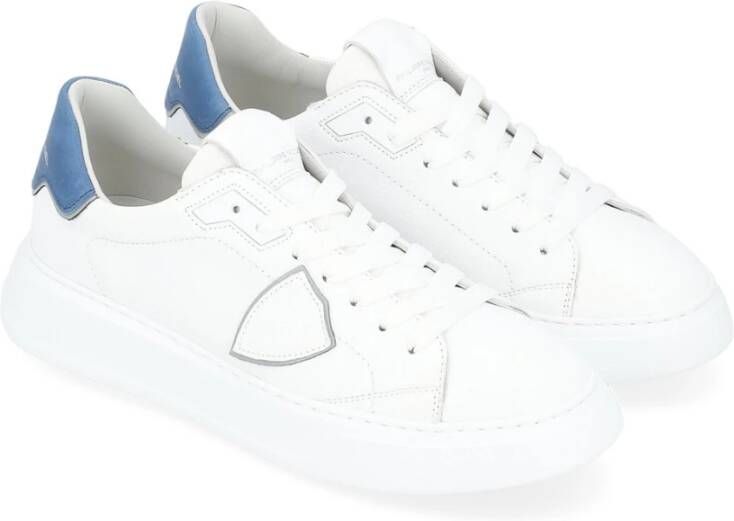 Philippe Model Witte en Blauwe Leren Sneaker met Oversized Rubberen Zool White Heren