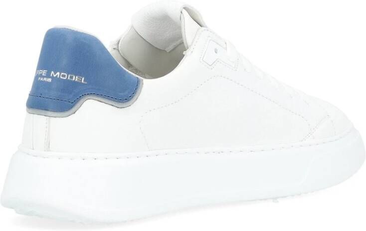 Philippe Model Witte en Blauwe Leren Sneaker met Oversized Rubberen Zool White Heren