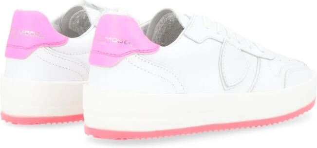 Philippe Model Witte en Fuchsia Leren Sneaker White Dames