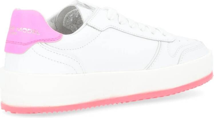 Philippe Model Witte en Fuchsia Leren Sneaker White Dames