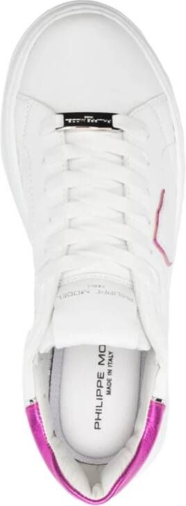 Philippe Model Witte Leren Temple Sneakers met Fuchsia Metallic Details Wit Dames