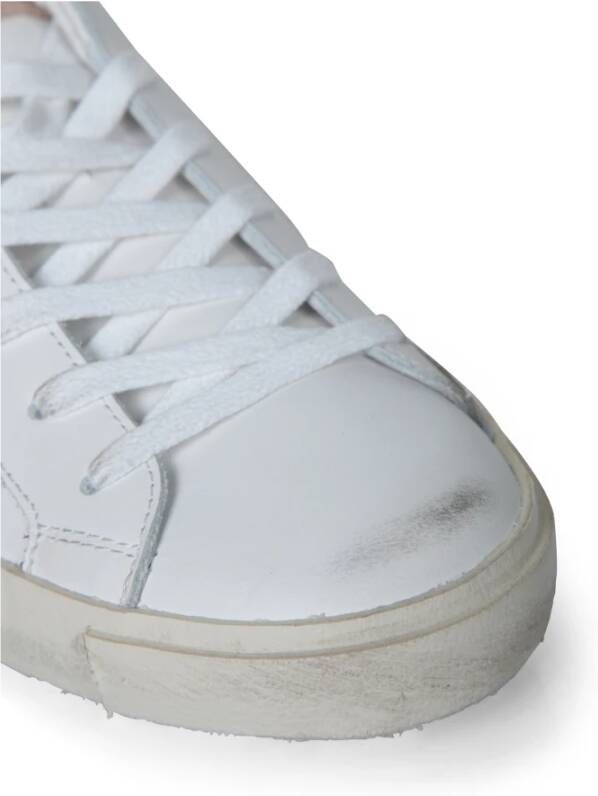 Philippe Model Witte Sneakers met Roze en Zilveren Borduursel