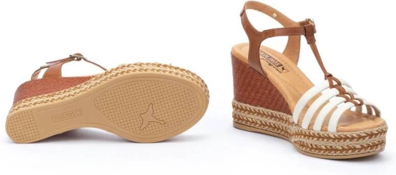 Pikolinos Bruine sleehak sandalen voor vrouwen