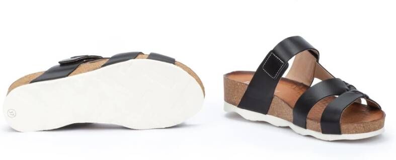 Pikolinos Zwarte leren sleehak sandalen