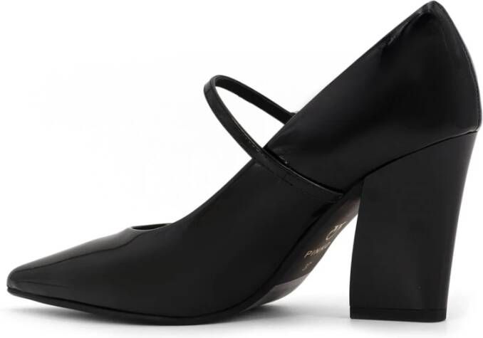Pinko Zwarte sandalen met vogelsluiting