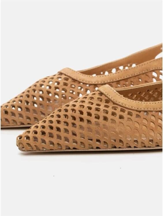 Poche Paris Stijlvolle Sandalen voor Zomeroutfits