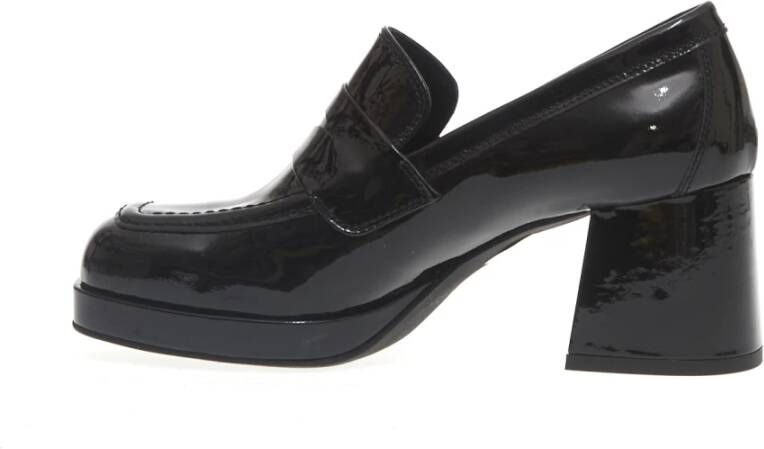 Poesie Veneziane Zwarte Lakleren Loafers Aw23